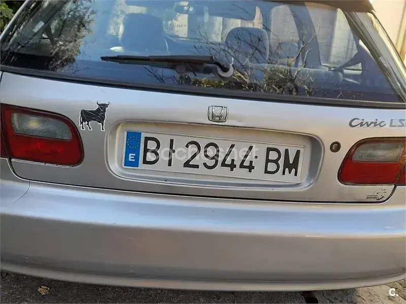 Usado Honda Civic 90 CV (66 kW) 1992 Gris / plata Berlina
