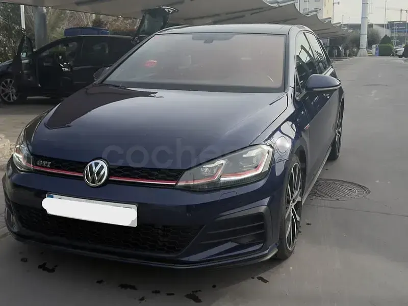 Usado VW Golf VII GTI 230 CV (169 kW) 2018 Azul Berlina
