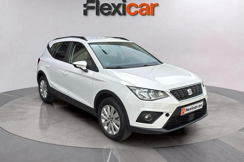 Usado Seat Arona Ecomotive 95 CV (69 kW) 2017 Blanco SUV