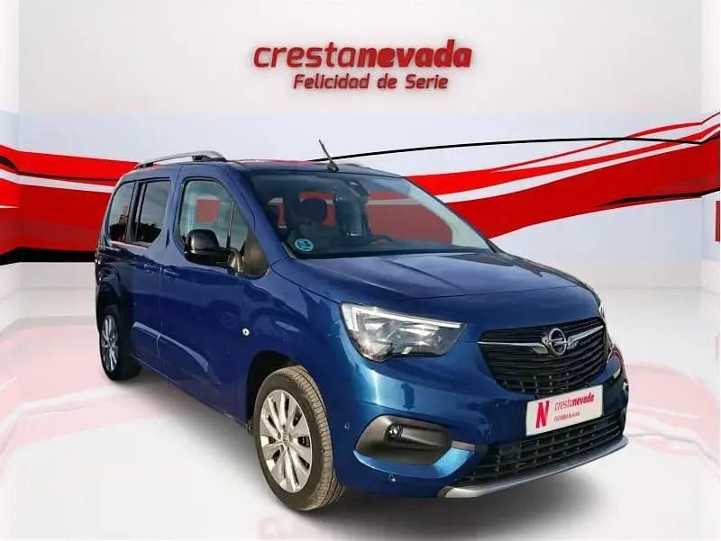 Usado Opel Combo Life Business 102 CV (75 kW) 2022