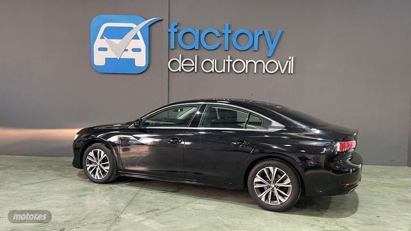 Usado Peugeot 508 Allure 160 CV (117 kW) 2019 Negro Berlina