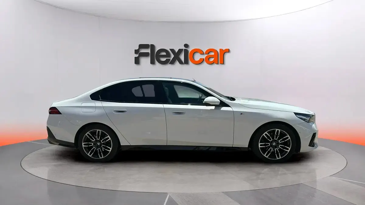 Usado BMW 520 197 CV (144 kW) 2024 Blanco Berlina
