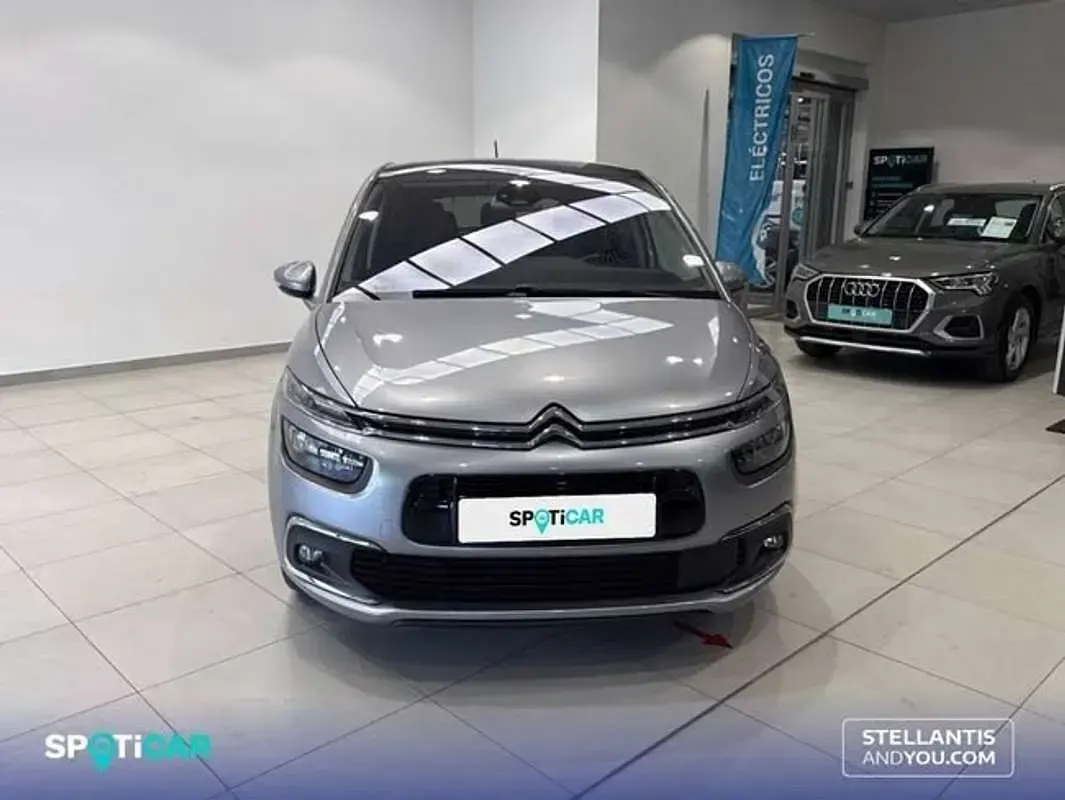 Usado Citroën C4 Feel 131 CV (96 kW) 2020 Gris Monovolumen
