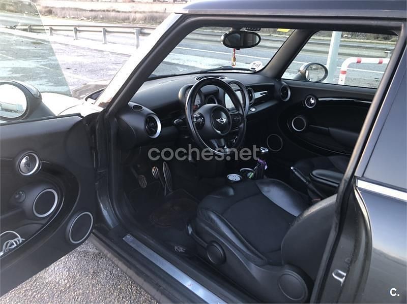 Usado Mini Cooper SD 143 CV (105 kW) 2011 Negro Utilitario