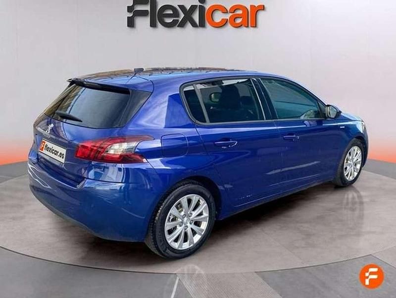 Usado Peugeot 308 GT-line 131 CV (96 kW) 2020 Azul Utilitario