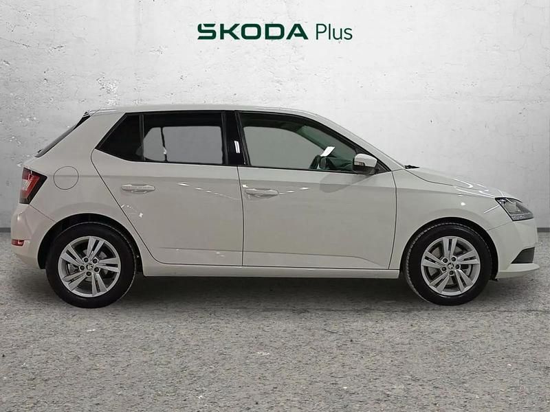 Usado Skoda Fabia Ambition 95 CV (69 kW) 2021