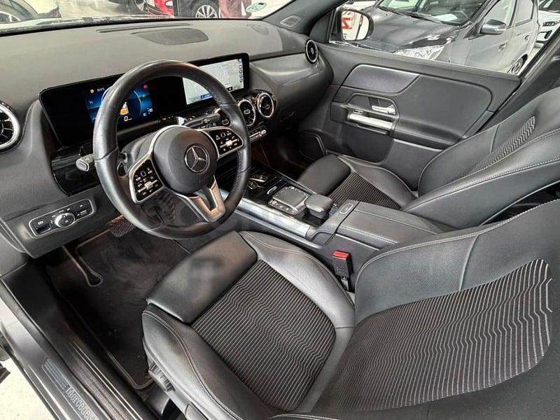 Usado Mercedes GLA200 150 CV (110 kW) 2021 Gris / plata SUV