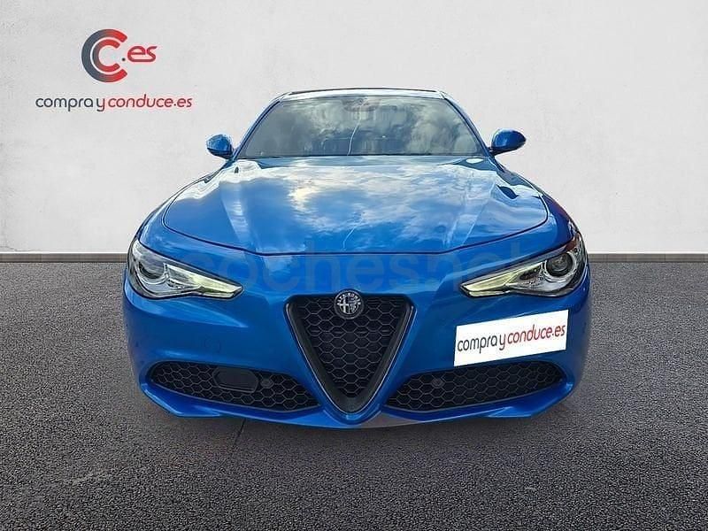 Usado Alfa Romeo Giulia Executive 190 CV (139 kW) 2019 Azul Berlina