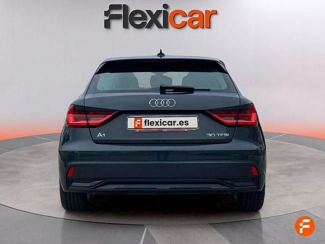 Usado Audi A1 Sportback Advanced Plus 110 CV (80 kW) 2022 Gris Utilitario