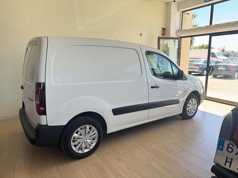 Usado Peugeot Partner Premium 100 CV (73 kW) 2018 Blanco Monovolumen