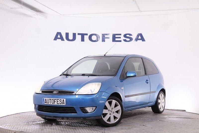 Azul Usado 2005 Ford Fiesta Trend Utilitario | 2450 € (Precio justo) - Imagen 1/4