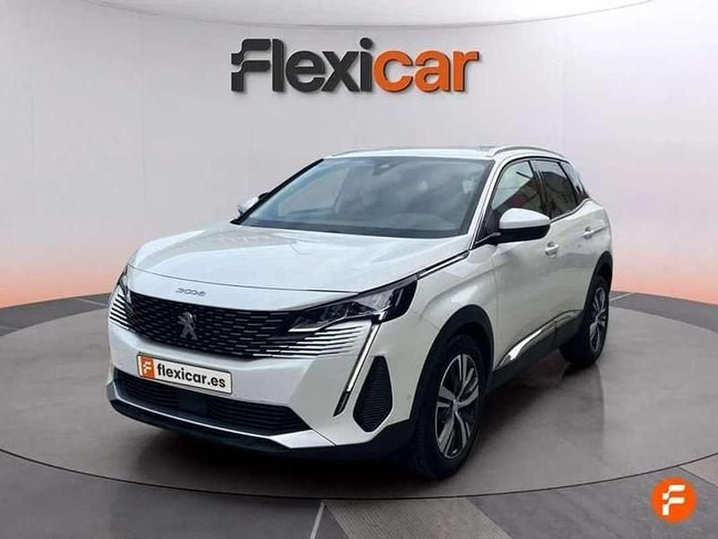 Usado Peugeot 3008 Allure 131 CV (96 kW) 2021 Blanco SUV