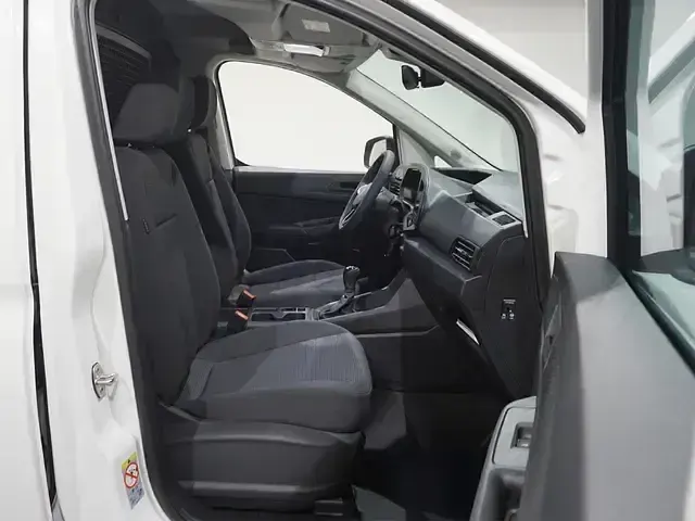 Usado VW Caddy 102 CV (75 kW) 2025 Blanco Monovolumen