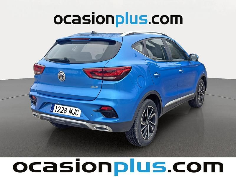 Usado MG ZS Luxury 111 CV (81 kW) 2023 Blanco SUV