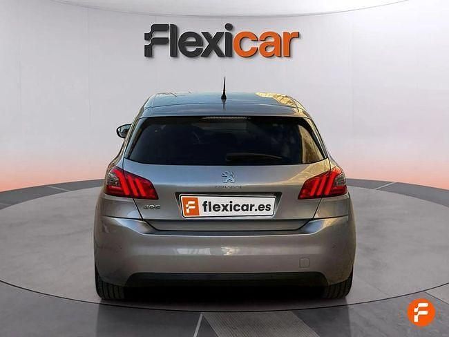 Usado Peugeot 308 Access 110 CV (80 kW) 2020 Gris Berlina