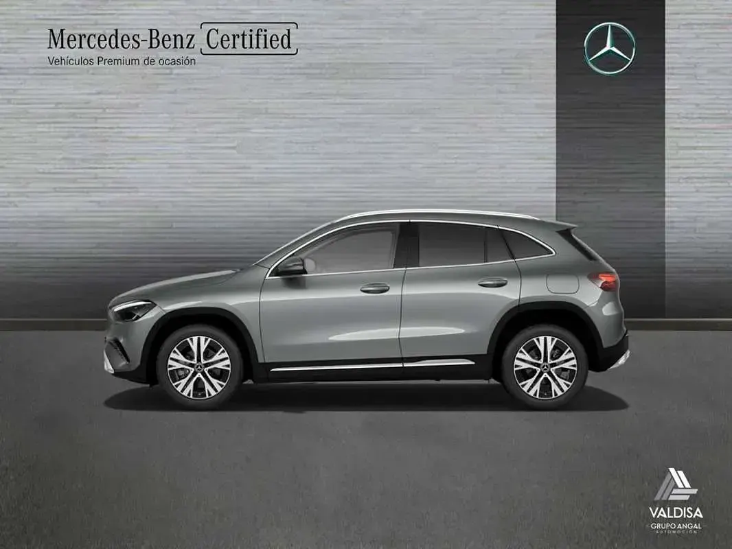 Usado Mercedes GLA200 163 CV (119 kW) 2024 SUV