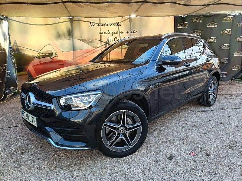 Usado Mercedes GLC300e 320 CV (235 kW) 2021 Negro SUV
