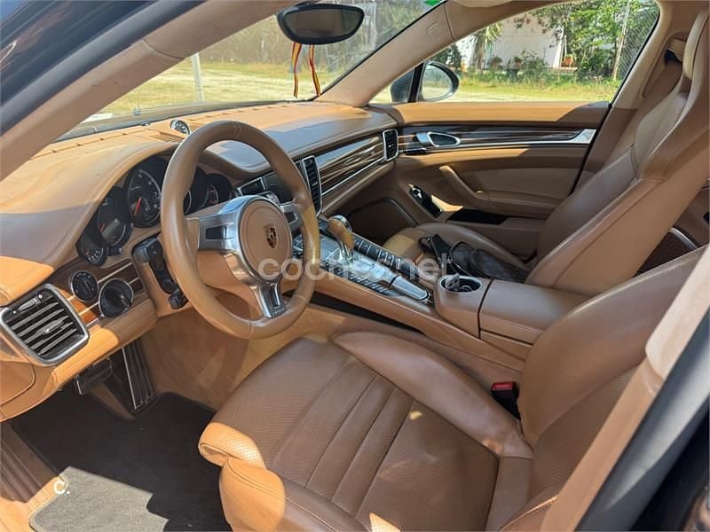 Usado Porsche Panamera Turbo 500 CV (367 kW) 2011 Negro Berlina