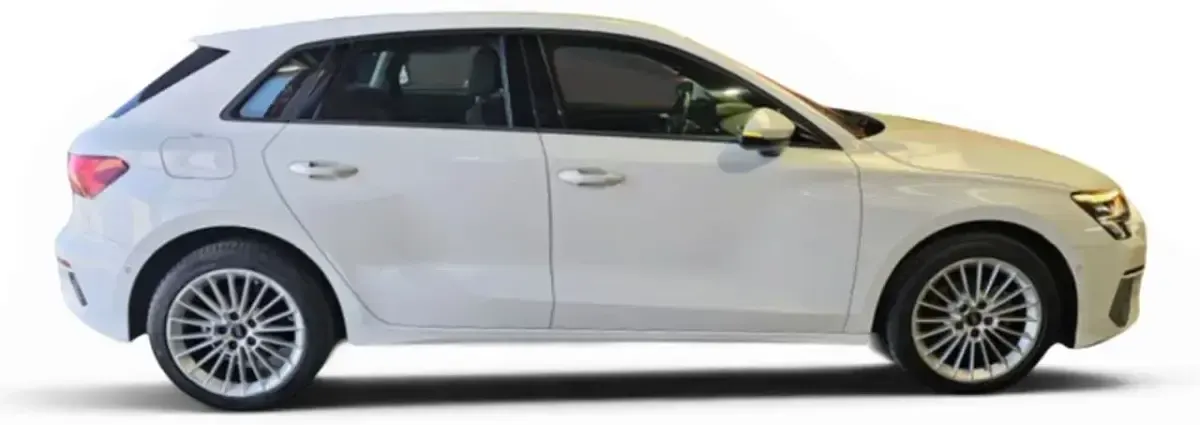 Usado Audi A3 Sportback Advanced Plus 116 CV (85 kW) 2023 Blanco Utilitario