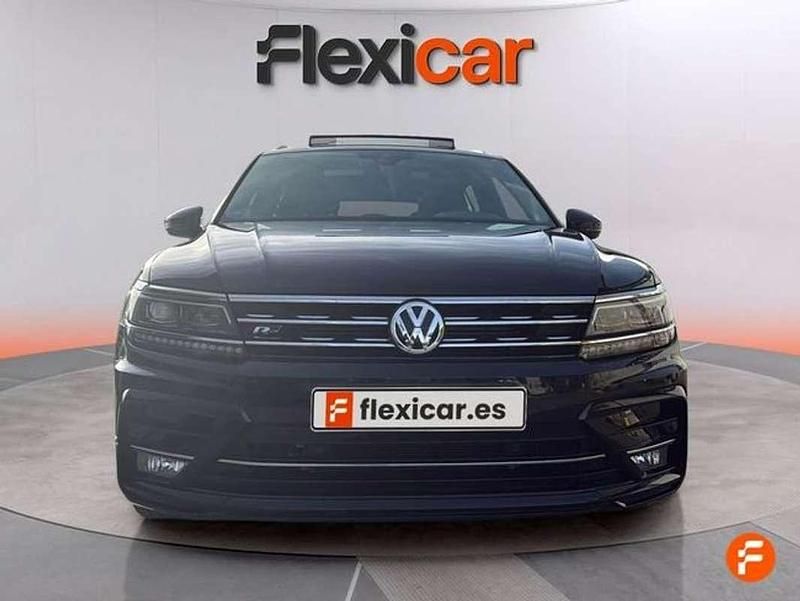 Usado VW Tiguan Sportline 190 CV (139 kW) 2020 Negro SUV