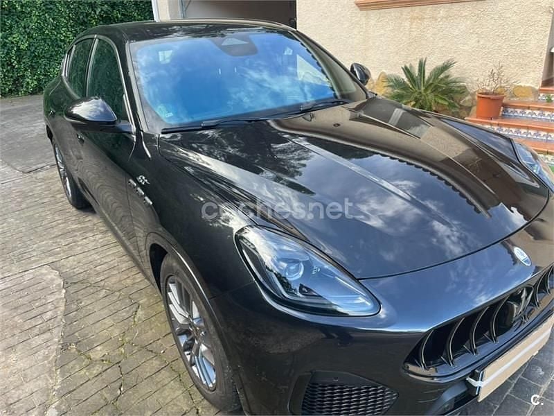 Usado Maserati Grecale GT 300 CV (220 kW) 2022 Negro SUV
