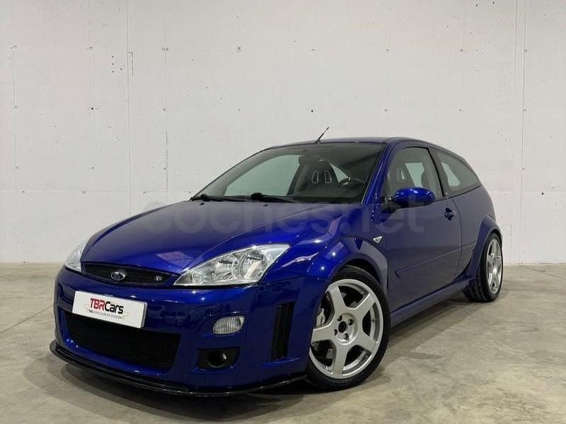 Usado Ford Focus RS 220 CV (161 kW) 2003 Azul Berlina