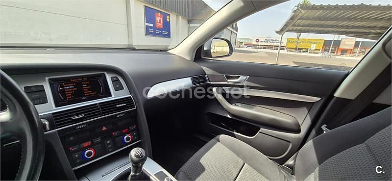 Usado Audi A6 170 CV (125 kW) 2009 Azul Familiar