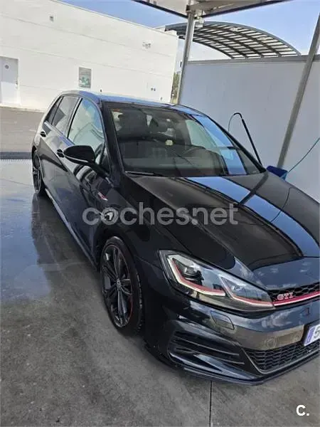 Usado VW Golf VII GTI 245 CV (180 kW) 2019 Negro Berlina