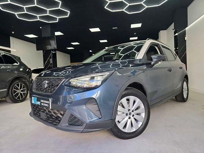 Usado Seat Arona Xperience 110 CV (80 kW) 2023 Azul SUV