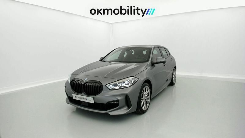 Skyscraper grau Usado 2024 BMW 118 M Sport Utilitario | 24.651 € (Precio justo) - Imagen 1/1