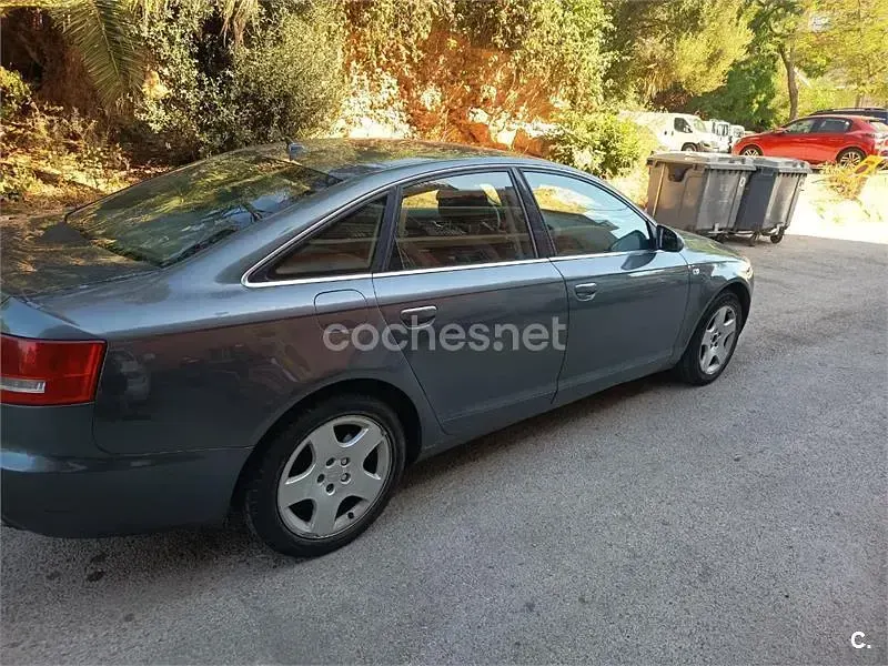 Usado Audi A6 S-Line 140 CV (102 kW) 2009 Gris / plata Berlina