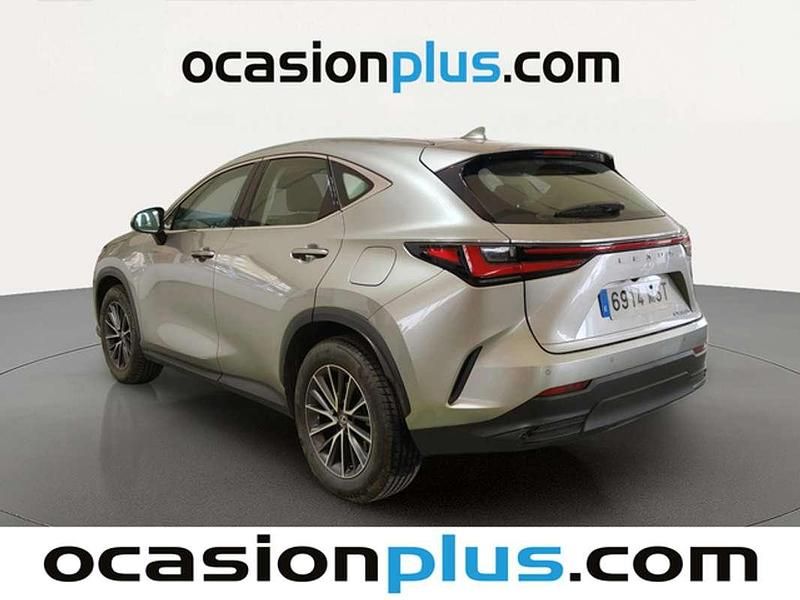 Usado Lexus NX350h 242 CV (177 kW) 2024 Gris SUV