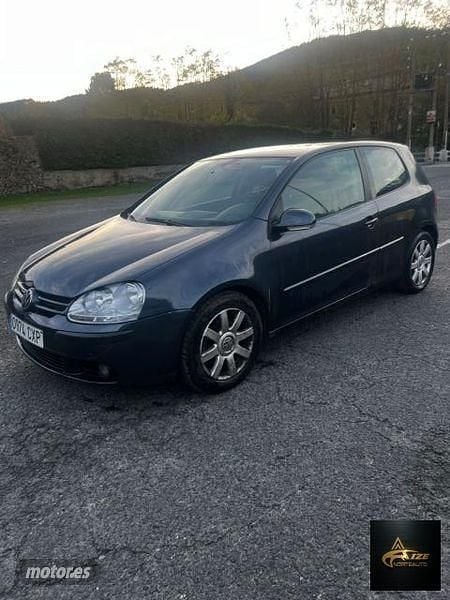 Usado VW Golf IV Sportline 140 CV (102 kW) 2004 Gris Berlina