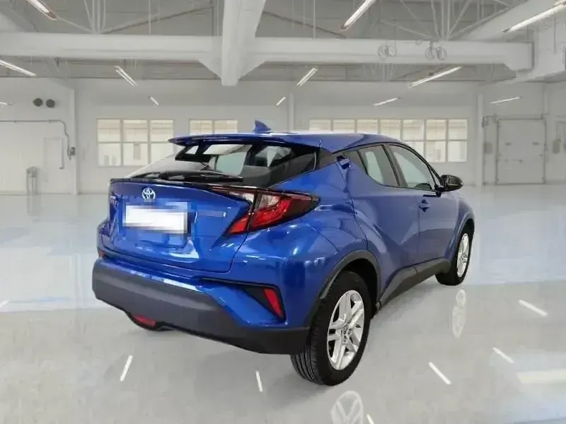 Usado Toyota C-HR Active 122 CV (89 kW) 2021 Azul SUV