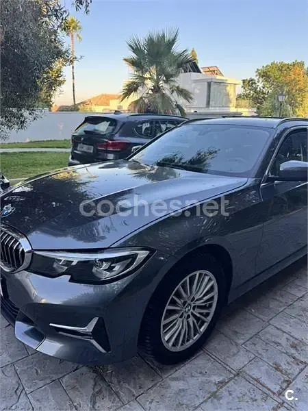 Usado BMW 318 150 CV (110 kW) 2021 Gris / plata Familiar