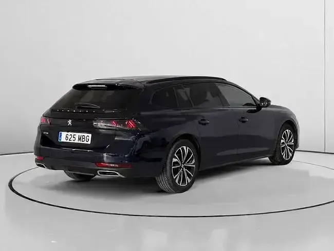 Usado Peugeot 508 Allure 130 CV (95 kW) 2022 Azul Familiar