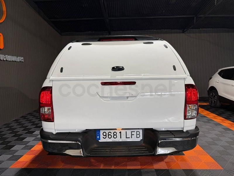 Usado Toyota HiLux 150 CV (110 kW) 2020 Blanco Pickup/Camioneta