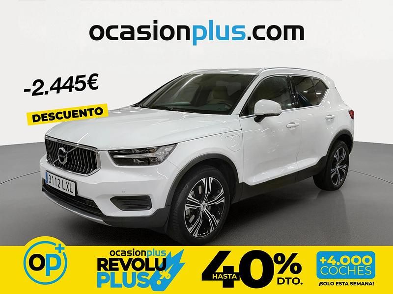 Usado Volvo XC40 Plus 211 CV (155 kW) 2022 Blanco SUV