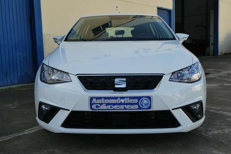 Usado Seat Ibiza Style 95 CV (69 kW) 2020 Blanco Utilitario
