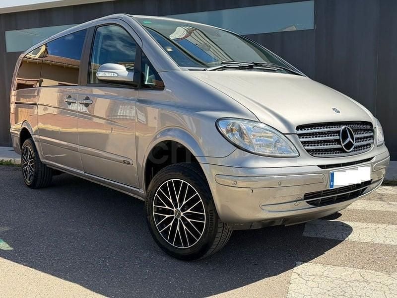 Usado Mercedes Viano 150 CV (110 kW) 2009 Beige Monovolumen