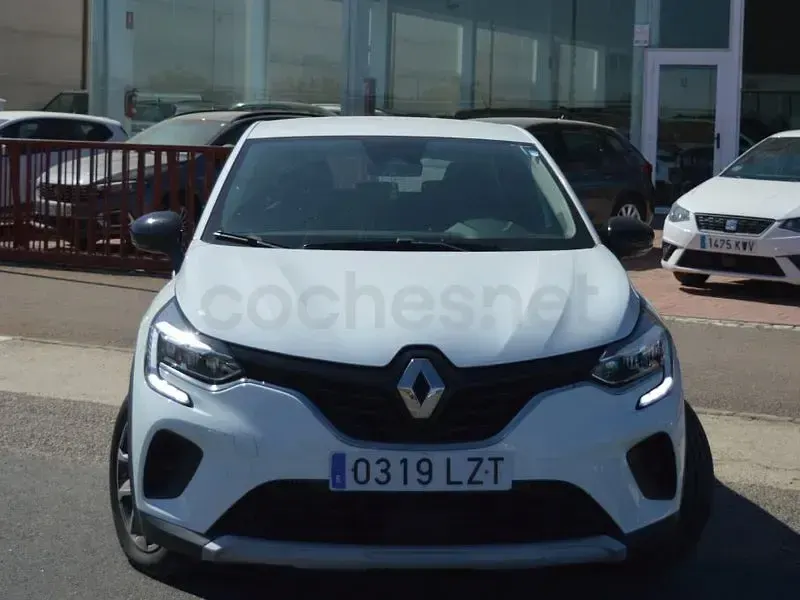 Usado Renault Captur Intens 100 CV (73 kW) 2022 Blanco SUV