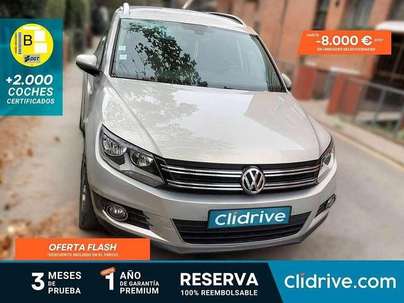 Usado VW Tiguan Sportline 140 CV (102 kW) 2012 Gris SUV