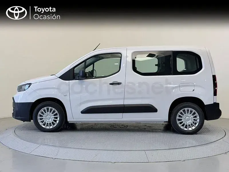 Nuevo Toyota Proace Verso Active 131 CV (96 kW) 2026 Blanco Familiar