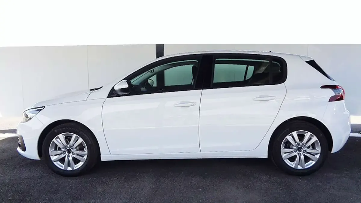 Usado Peugeot 308 Active 131 CV (96 kW) 2022 Utilitario