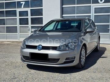 Beige Usado 2013 VW Golf VII Advance Berlina | 14.990 € (Un poco caro) - Imagen 1/4
