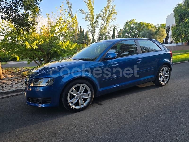 Azul Usado 2009 Audi A3 Ambition Berlina | 10.500 € (Caro) - Imagen 1/4