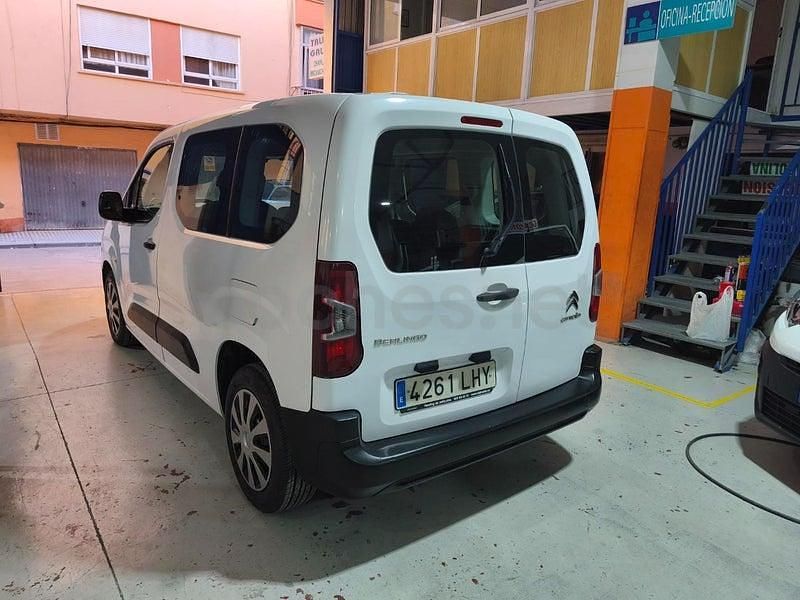 Usado Citroën Berlingo Live 102 CV (75 kW) 2020 Blanco Monovolumen