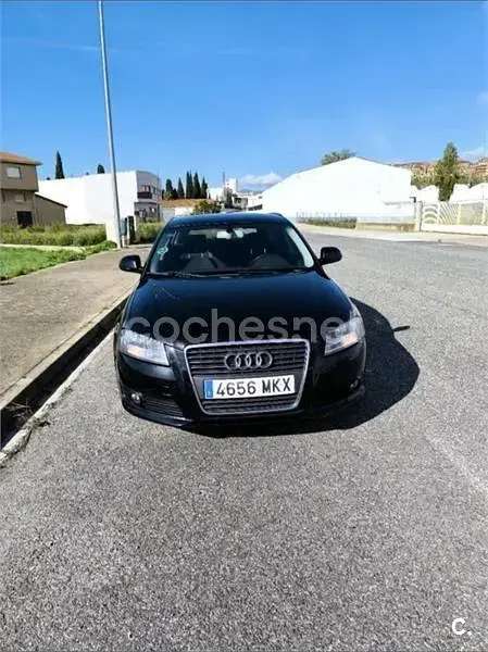 Usado Audi A3 Sportback Ambiente 105 CV (77 kW) 2010 Negro Utilitario