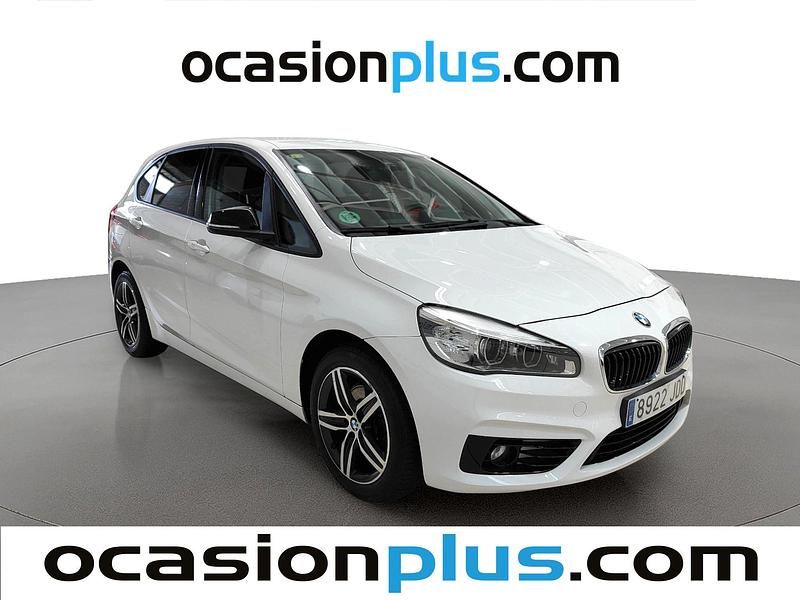 Usado BMW 218 150 CV (110 kW) 2015 Blanco Familiar