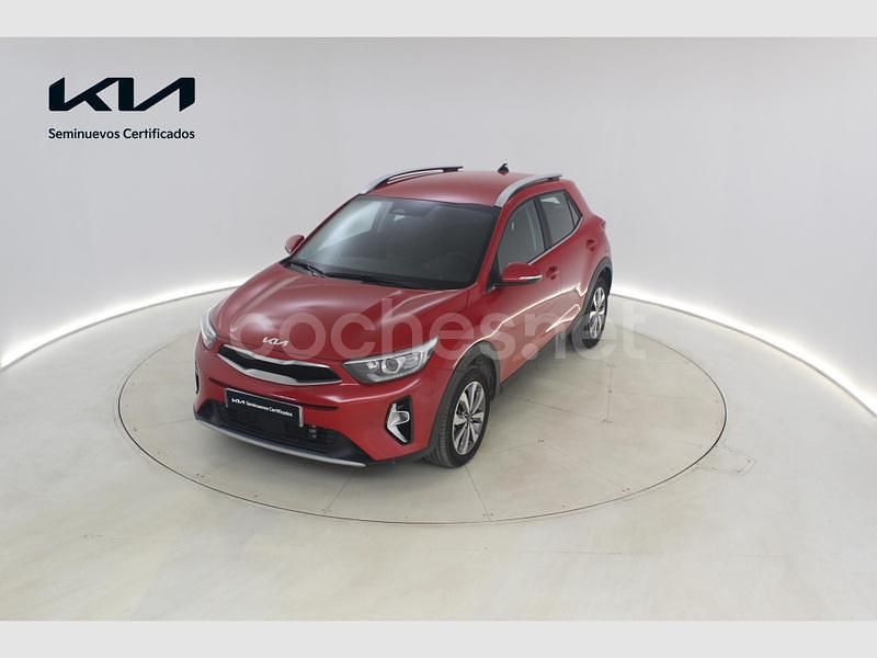 Rojo Usado 2024 Kia Stonic SUV | 20.599 € (Precio justo) - Imagen 1/4